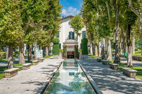 Caramanico Terme Caramanico Terme Stefano_Valeri / Shutterstock.com 