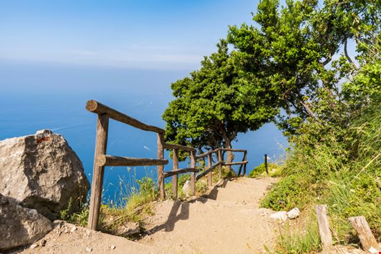 Il Sentiero degli Dei Scatti del percorso tommaso lizzul - Shutterstock.com 