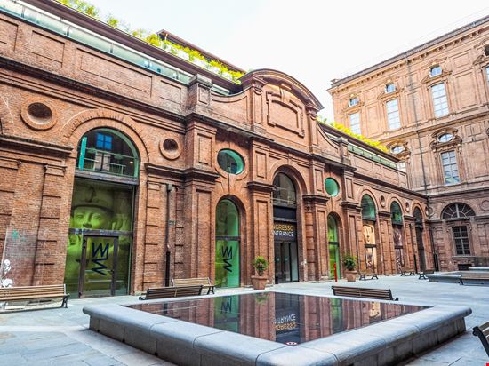 Egyptian Museum and Gallerie Sabauda Turin Claudio Divizia / Shutterstock.com 