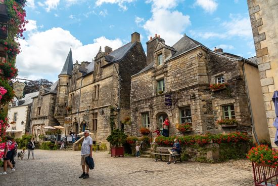 Rochefort-en-Terre Centro storico Unai Huizi Photography / Shutterstock.com 