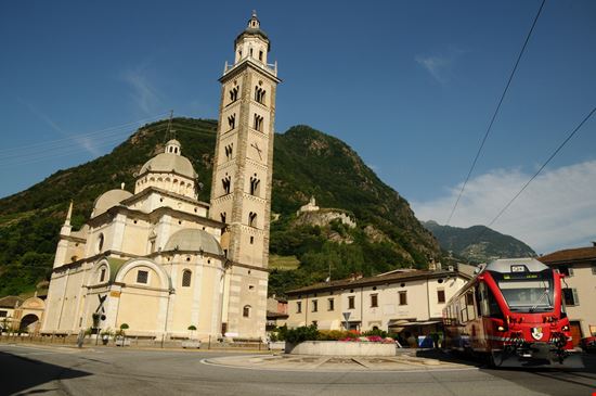 Basilica Basilica Mau47 / Shutterstock.com 