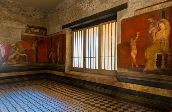 Villa dei Misteri Villa dei Misteri Alfiya Safuanova / Shutterstock.com 