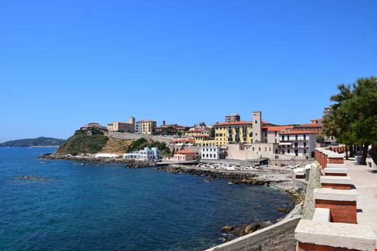 Piazza Bovio Piazza Bovio Zuul72 - Shutterstock.com 
