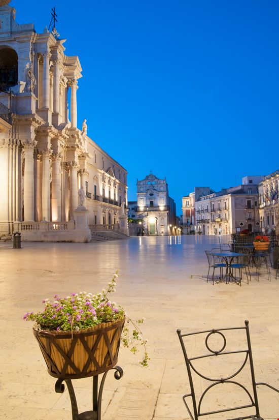 Square Duomo Siracusa stock.adobe.com 