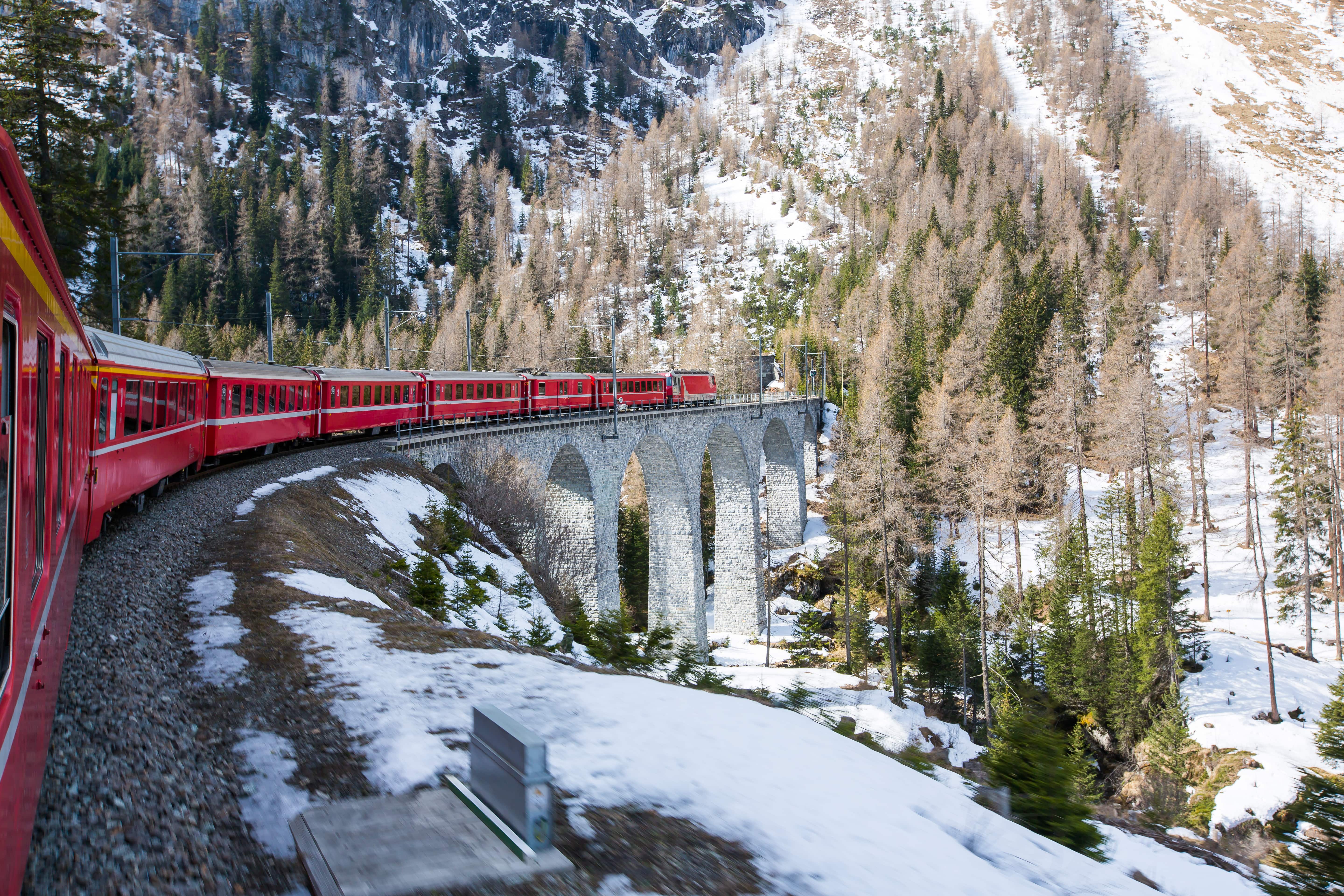 Trenino Rosso del Bernina