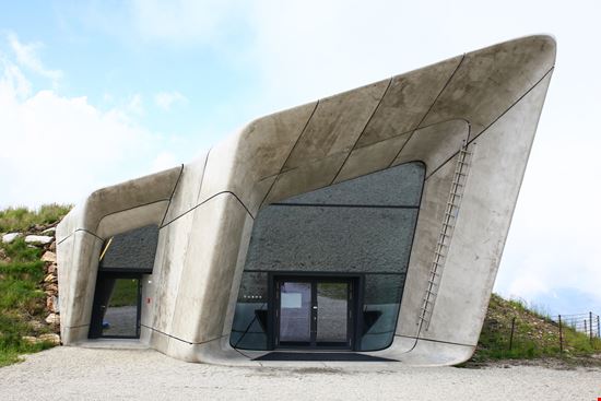 Messner Mountain Museum Messner Mountain Museum laura zamboni / Shutterstock.com 
