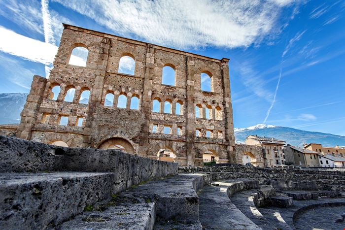 Teatro romano - Teatro romano - Irina Sen - Shutterstock.com