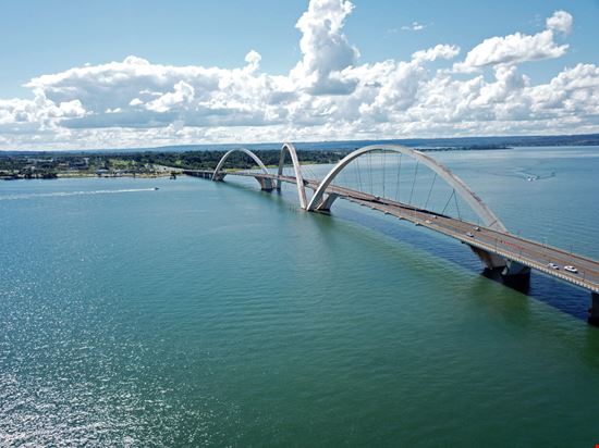 Ponte Juscelino Kubitschek Ponte Juscelino Kubitschek Rosalba Matta-Machado / Shutterstock.com 