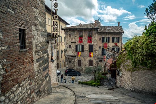 Gubbio La bellezza senza tempo di Gubbio Petru Stan / Shutterstock.com 