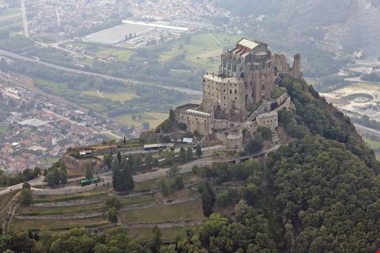 Sacra di San Michele Sacra di San Michele Guido Benedetto - Shutterstock.com 
