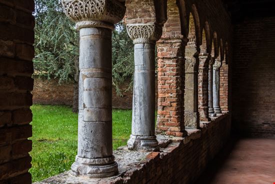 L'Abbazia di Pomposa Un capolavoro di architettura monastica John_Silver - Shutterstock.com 