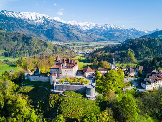 Castello di Gruyères Castello di Gruyères Ksenija Toyechkina - Shutterstock.com 