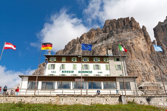 Rifugio Auronzo Rifugio Auronzo typo-graphics - Istockphoto.com 