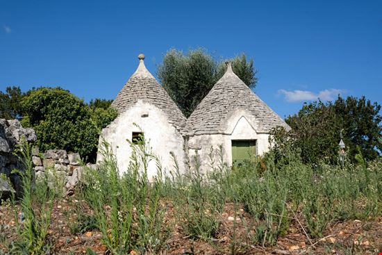 Cisternino Cisternino Shutterstock.com 