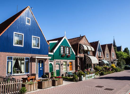 Volendam Volendam InnervisionArt / Shutterstock.com 