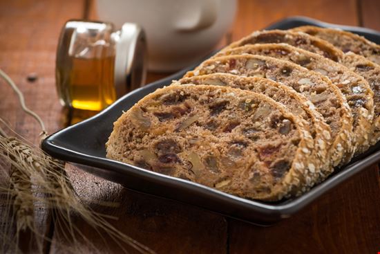 Bara Brith Bara Brith Chachamp - Shutterstock.com 
