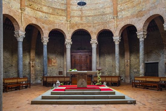 Perugia Tempio di Sant'Angelo stock.adobe.com 