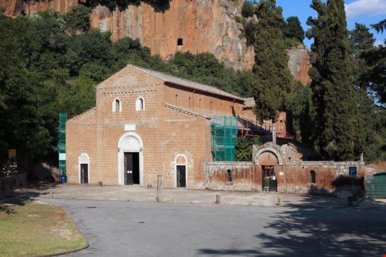 Castel Sant'Elia Santuario di Maria ad Rupes stock.adobe.com 