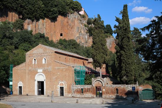 Castel Sant'Elia Santuario di Maria ad Rupes stock.adobe.com 