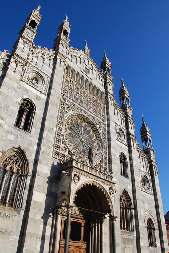 Duomo  Duomo  Crisferra - Shutterstock.com 