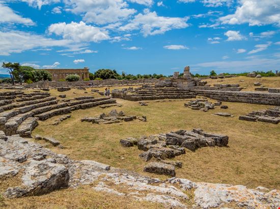 Paestum Paestum Diego Fiore - Shutterstock.com 