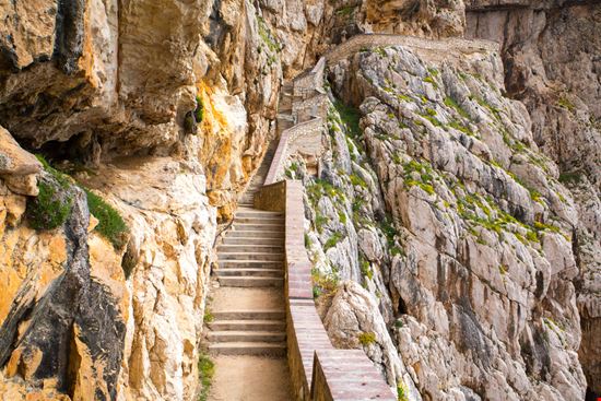 Alghero Le Grotte di Nettuno Shutterstock.com 