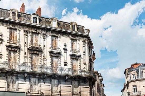 Limoges Limoges ilolab - Shutterstock.com 
