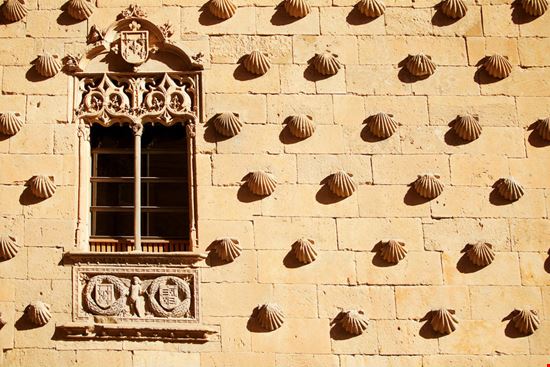 Casa de las Conchas Casa de las Conchas Lia Koltyrina - Shutterstock.com 
