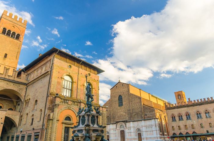 Fontana di Nettuno  - La fontana di Bologna  - Aliaksandr Antanovich - Shutterstock.com