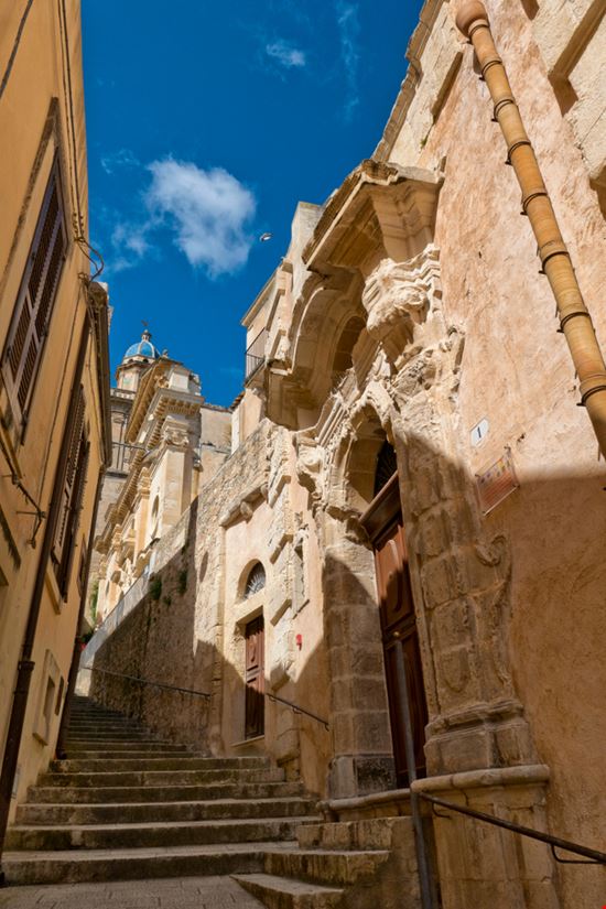 Ragusa Ibla Il quartiere antico di Ragusa Mazerath / Shutterstock.com 