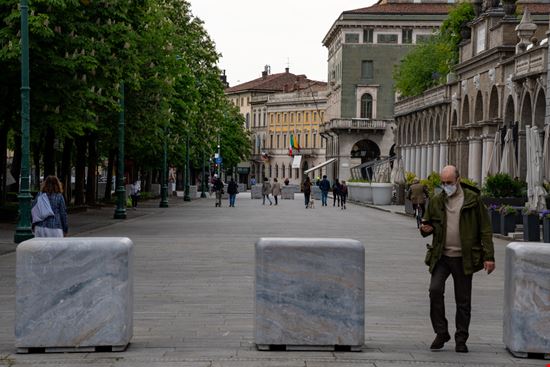 Sentierone Bergamo Uino / Shutterstock.com 