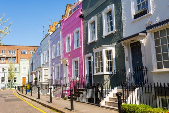 Notting Hill Notting Hill DrimaFilm / Shutterstock.com 