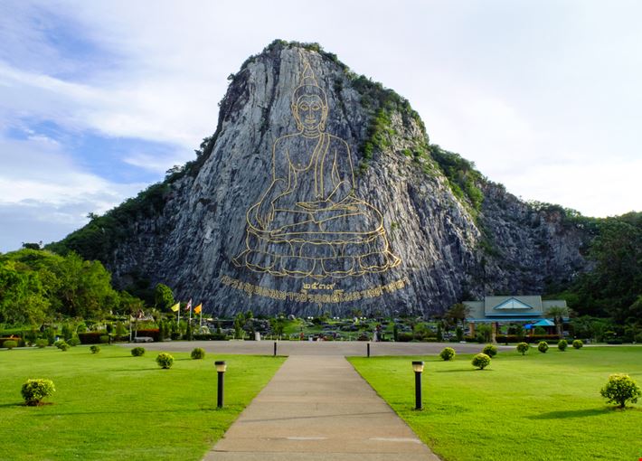 Buddha_mountain_Thailandia