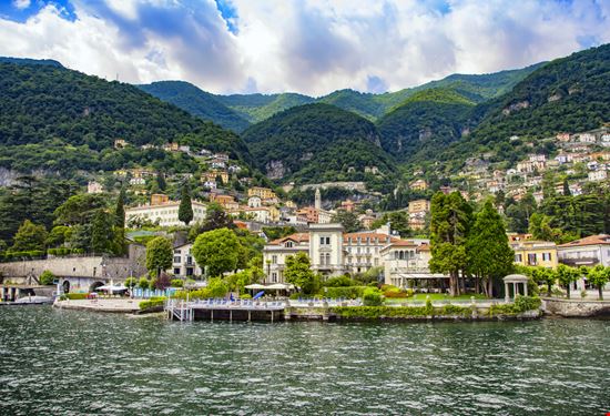 Moltrasio Moltrasio StevanZZ - Shutterstock.com 