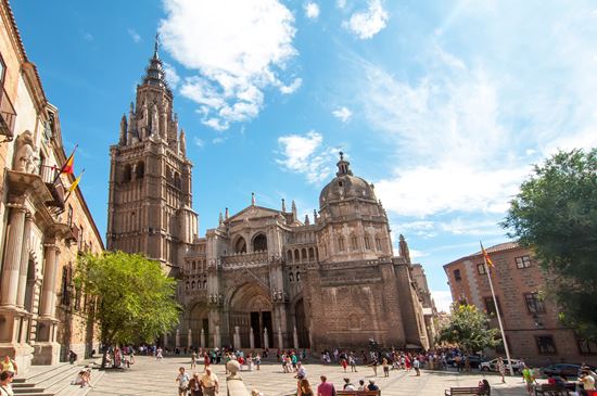 Cattedrale di Santa Maria di Toledo Cattedrale di Santa Maria di Toledo changered - Istockphoto.com 