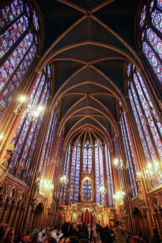 Sainte Chapelle Sainte Chapelle GTS Productions / Shutterstock.com 