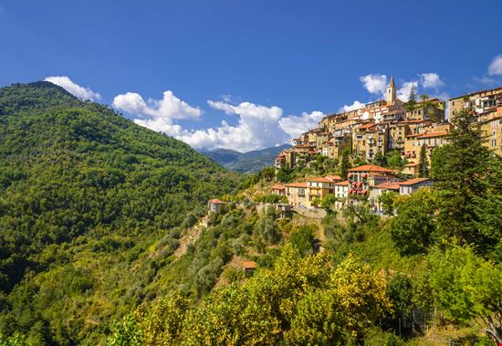 Apricale Apricale Andreas Jung - Shutterstock.com 