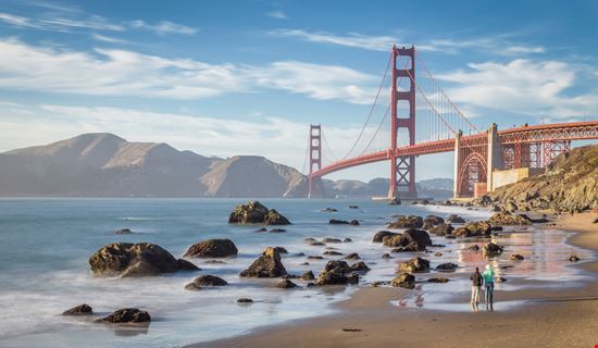 Golden Gate Bridge Golden Gate Bridge canadastock - Shutterstock.com 