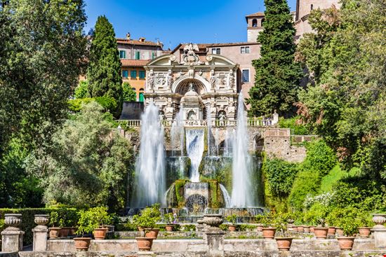 Tivoli Villa d'Este Takashi Images - Shutterstock.com 