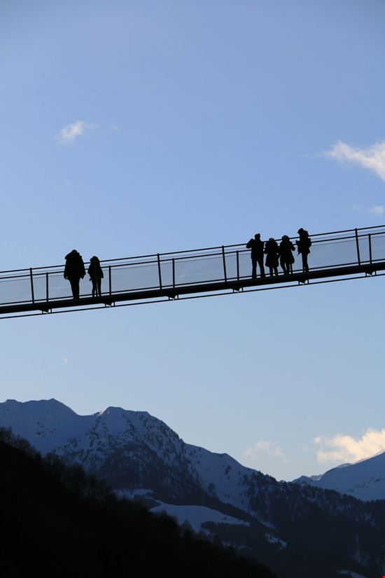 Ponte nel Cielo Il Ponte tibetano della Val Tartano Daniele Novati - Shutterstock.com 