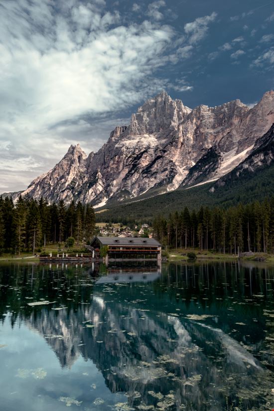 Lago di Mosigo Il lago di San Vito Francesca Tomba - Shutterstock.com 