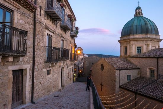 Gangi Gangi jackbolla / Shutterstock.com 