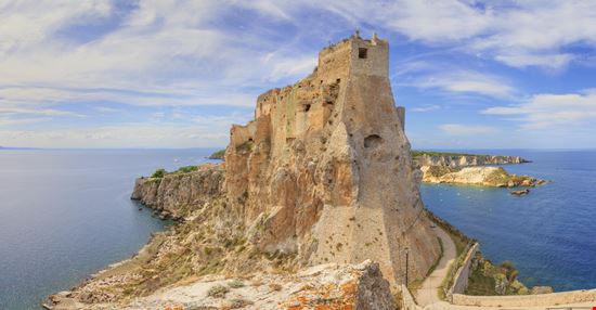 Isole Tremiti Isola di San Nicola stock.adobe.com 