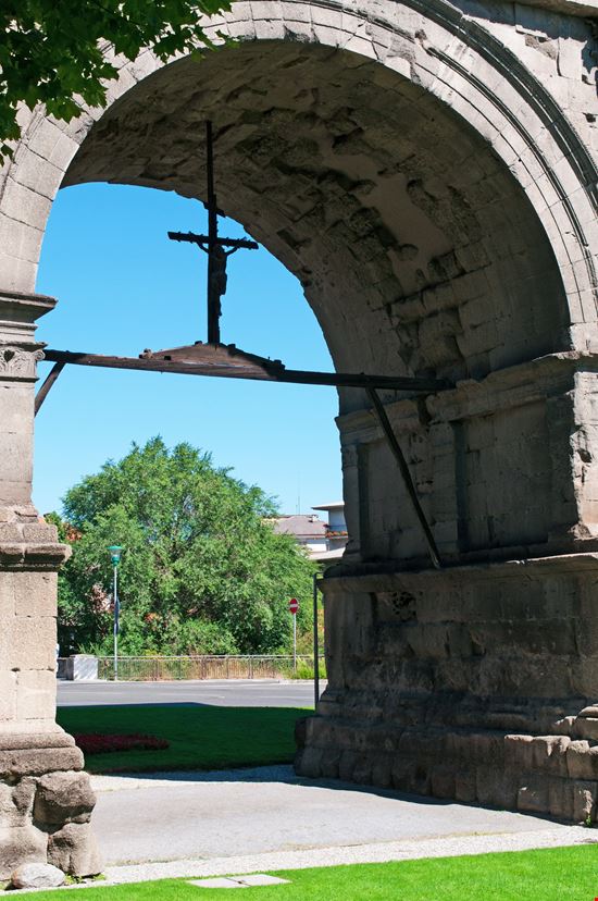 Arch of Augustus Aosta stock.adobe.com 