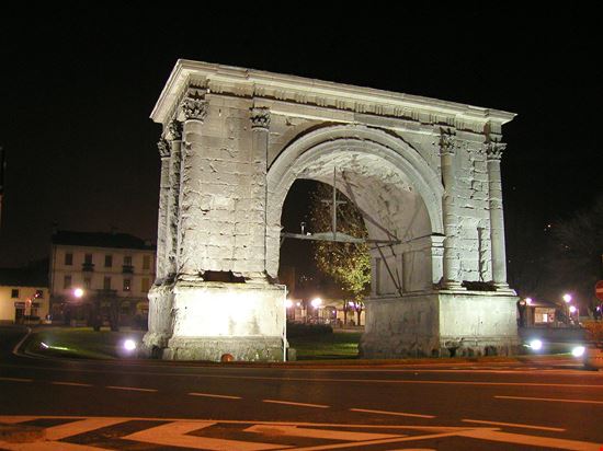 Arch of Augustus Aosta stock.adobe.com 