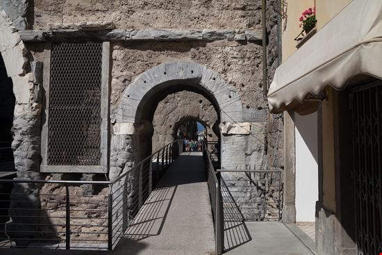 Aosta Porta Pretoria stock.adobe.com 