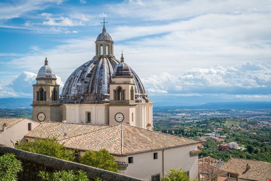 Cattedrale di Santa Margherita Cattedrale di Santa Margherita Stefano_Valeri / Shutterstock.com 