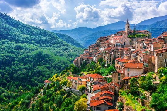 Apricale Apricale monticelllo - Istockphoto.com 