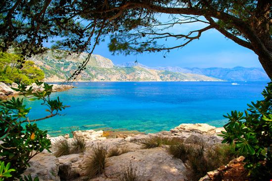 Isola di Lacroma (Lokrum) Isola di Lacroma (Lokrum) seawhisper - Shutterstock.com 