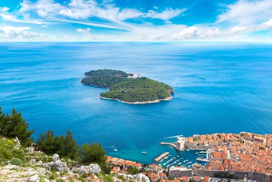 Isola di Lacroma (Lokrum) Isola di Lacroma (Lokrum) S-F - Shutterstock.com 